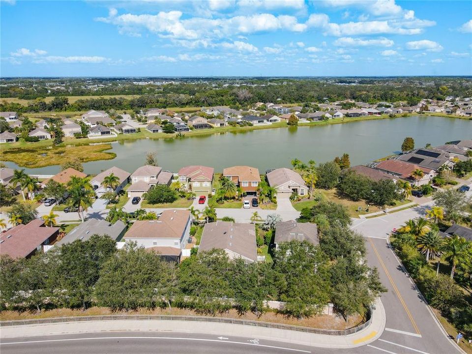 For Sale: $465,000 (3 beds, 2 baths, 1717 Square Feet)