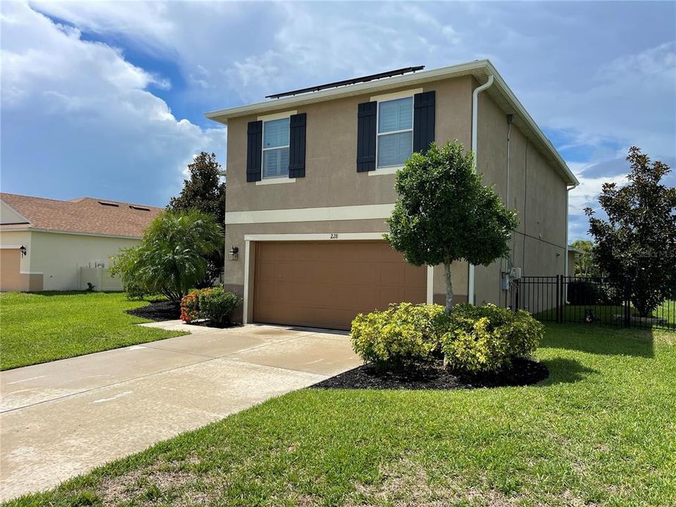 For Sale: $425,000 (3 beds, 2 baths, 2630 Square Feet)