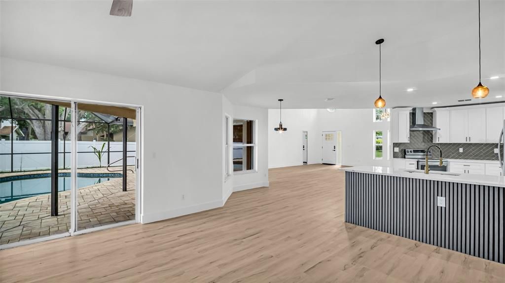 Active With Contract: $659,000 (3 beds, 3 baths, 2302 Square Feet)