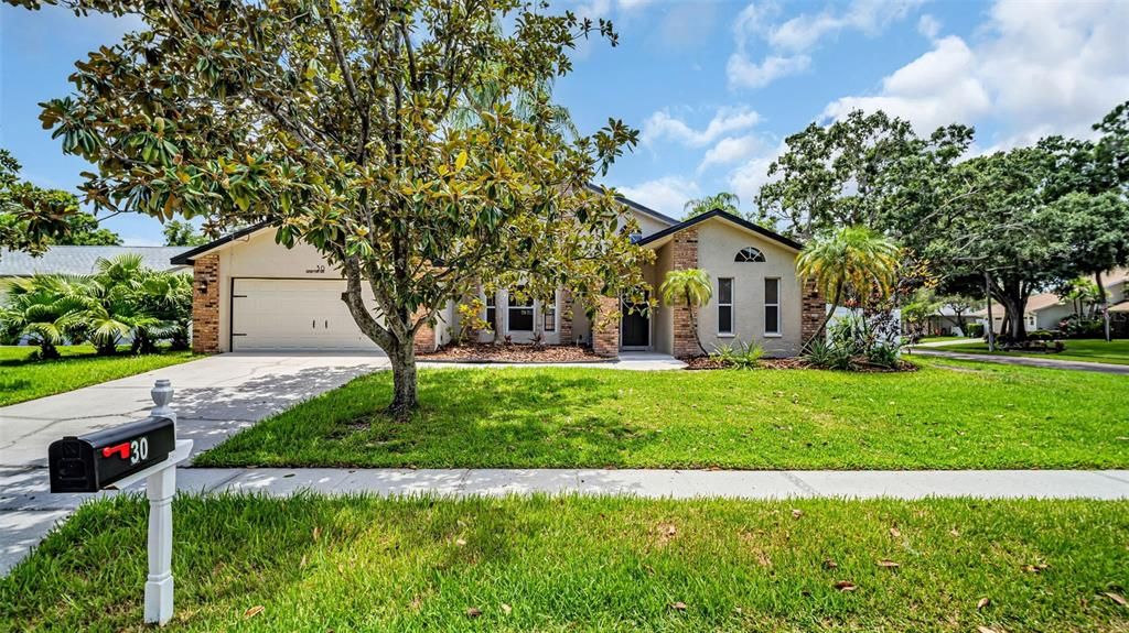 For Sale: $659,000 (3 beds, 3 baths, 2302 Square Feet)