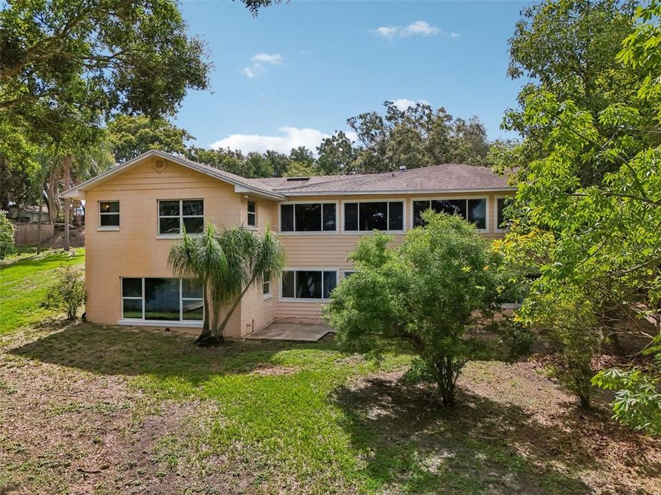 For Sale: $775,000 (3 beds, 3 baths, 3978 Square Feet)