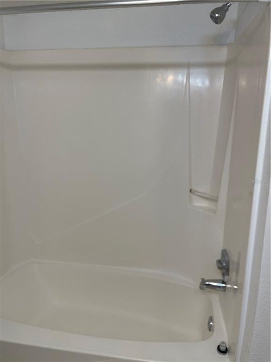 For Rent: $1,170 (1 beds, 1 baths, 496 Square Feet)