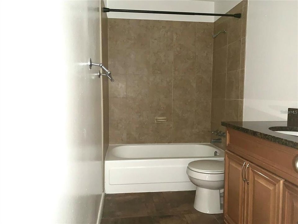 For Rent: $1,250 (1 beds, 1 baths, 576 Square Feet)