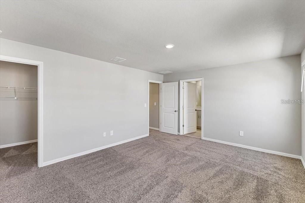 For Rent: $2,650 (3 beds, 2 baths, 1566 Square Feet)