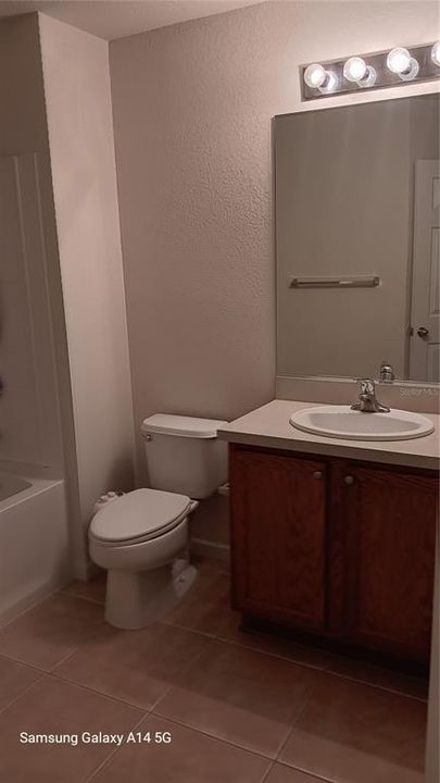 For Rent: $1,750 (3 beds, 2 baths, 1584 Square Feet)