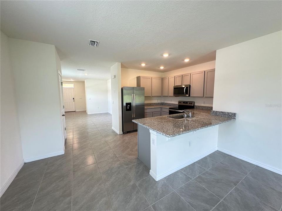 For Sale: $375,000 (3 beds, 2 baths, 1504 Square Feet)