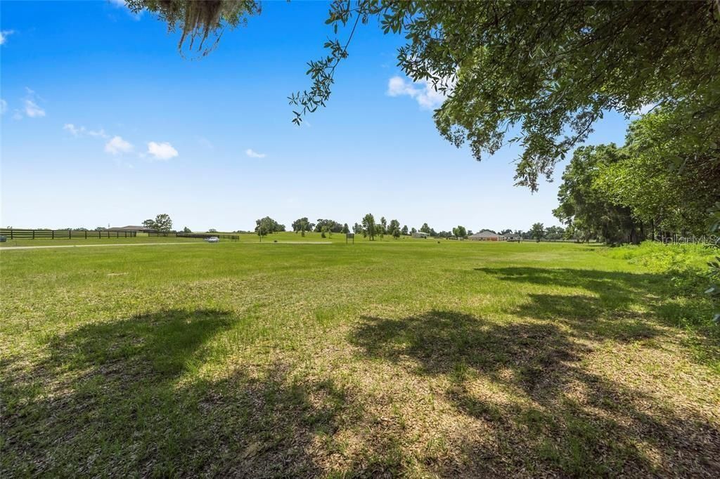 На продажу: $234,900 (2.99 acres)