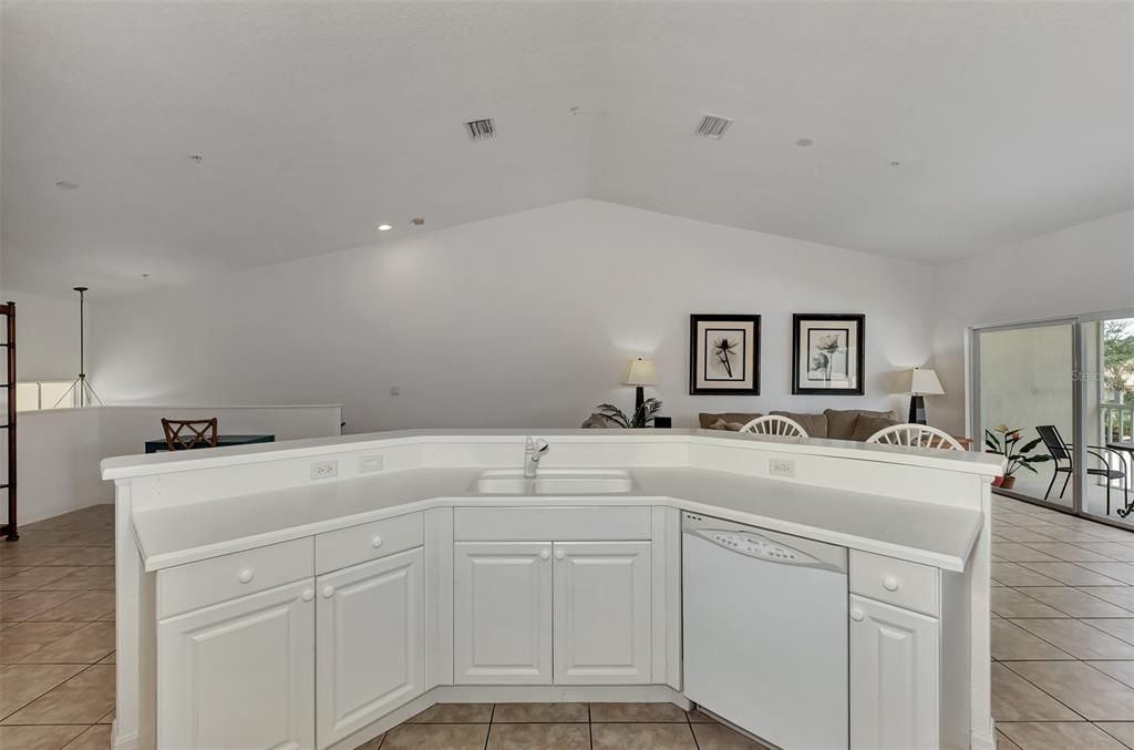 For Sale: $336,000 (3 beds, 2 baths, 1617 Square Feet)