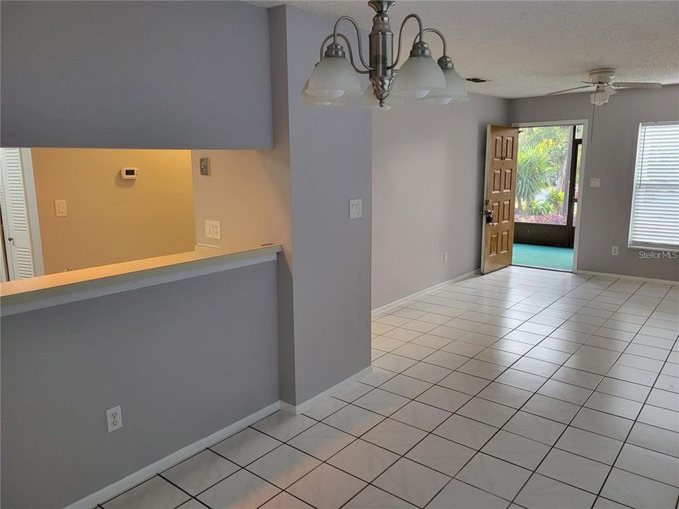 For Rent: $1,675 (2 beds, 2 baths, 851 Square Feet)