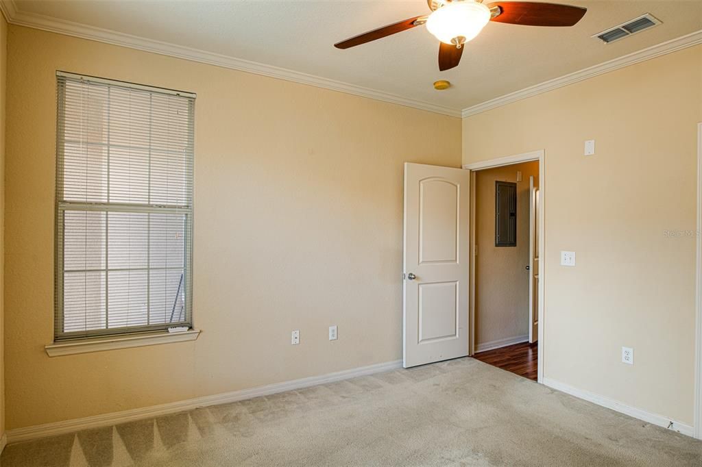 For Sale: $229,500 (1 beds, 1 baths, 792 Square Feet)