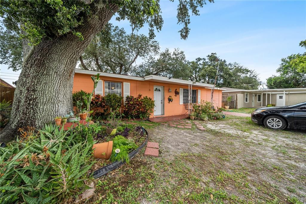 For Sale: $254,000 (4 beds, 2 baths, 1456 Square Feet)