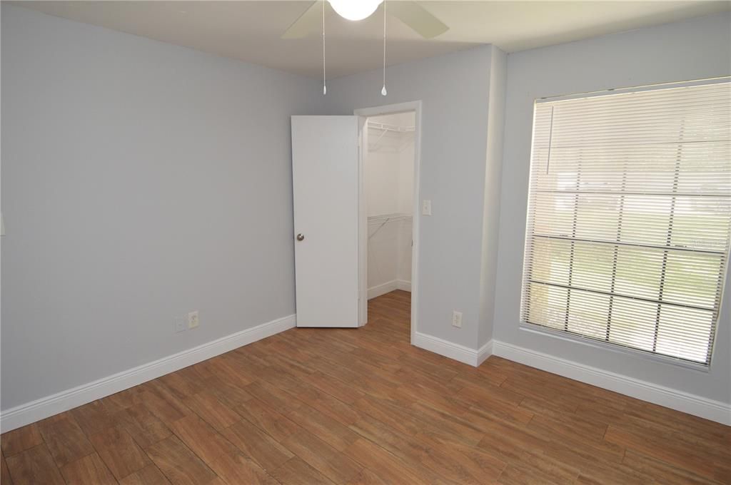 For Rent: $1,300 (1 beds, 1 baths, 622 Square Feet)