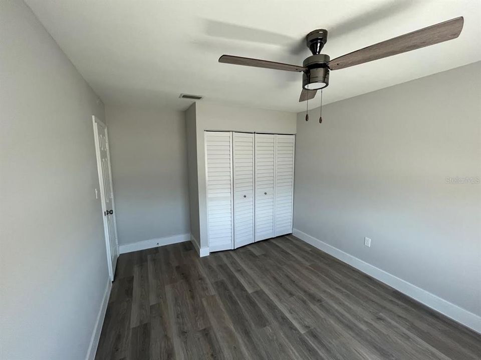 For Sale: $277,500 (3 beds, 2 baths, 1203 Square Feet)