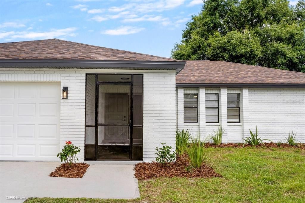 For Sale: $445,000 (3 beds, 2 baths, 1703 Square Feet)