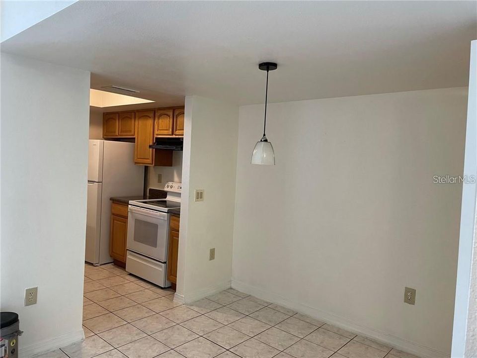 For Rent: $1,400 (2 beds, 2 baths, 1046 Square Feet)