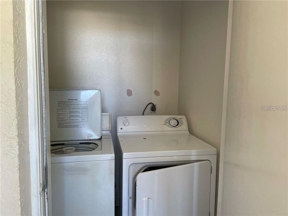 For Rent: $1,400 (2 beds, 2 baths, 1046 Square Feet)