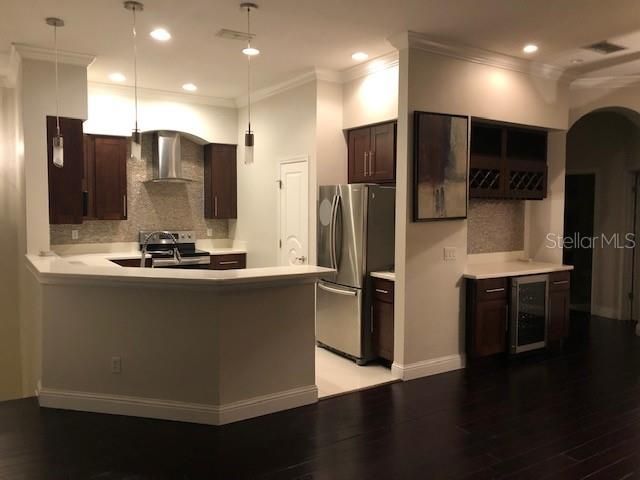 For Rent: $2,000 (2 beds, 2 baths, 1219 Square Feet)