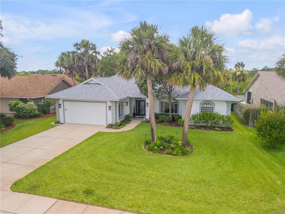 For Sale: $599,000 (3 beds, 2 baths, 2428 Square Feet)