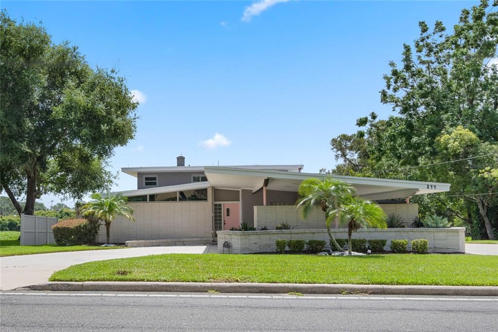 For Sale: $699,900 (4 beds, 3 baths, 2801 Square Feet)