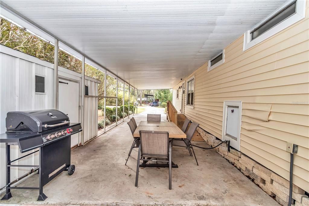 Active With Contract: $195,000 (2 beds, 2 baths, 1344 Square Feet)