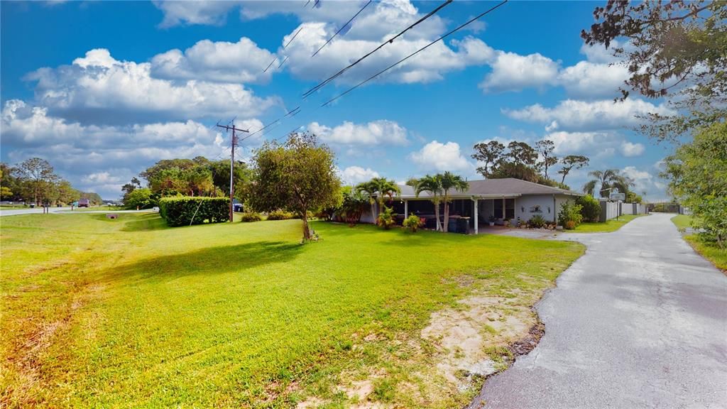 For Sale: $405,000 (3 beds, 2 baths, 1775 Square Feet)