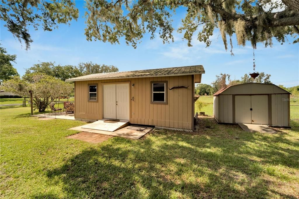 For Sale: $420,000 (3 beds, 2 baths, 1696 Square Feet)