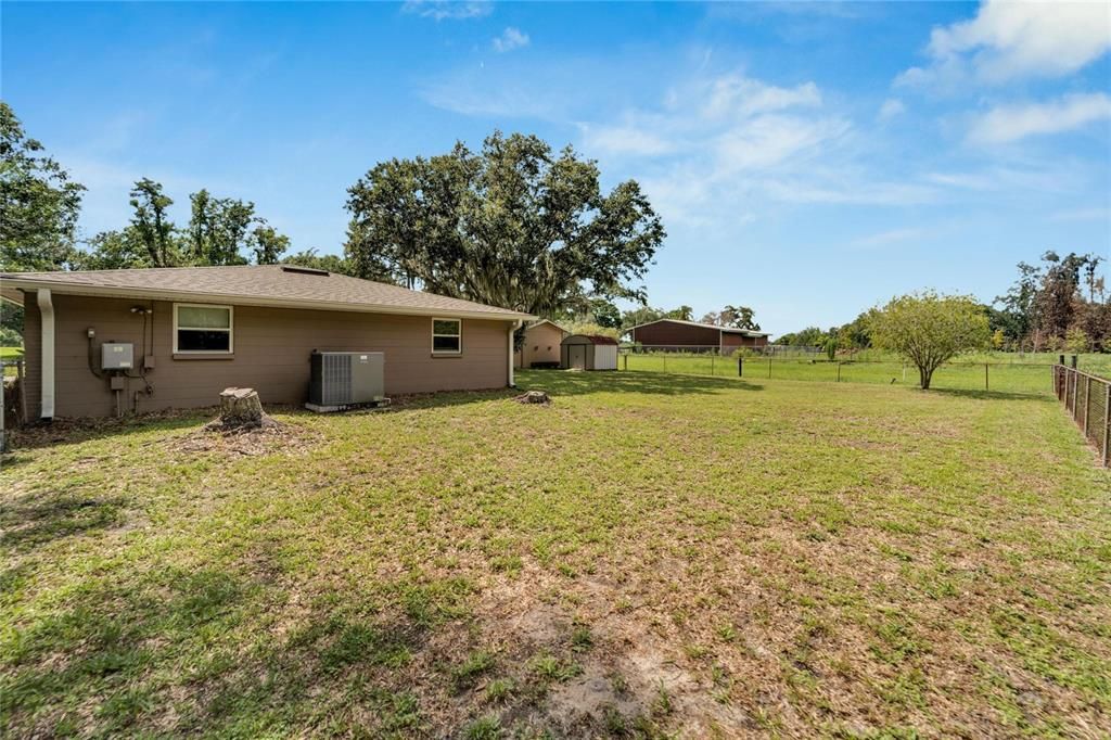 For Sale: $420,000 (3 beds, 2 baths, 1696 Square Feet)