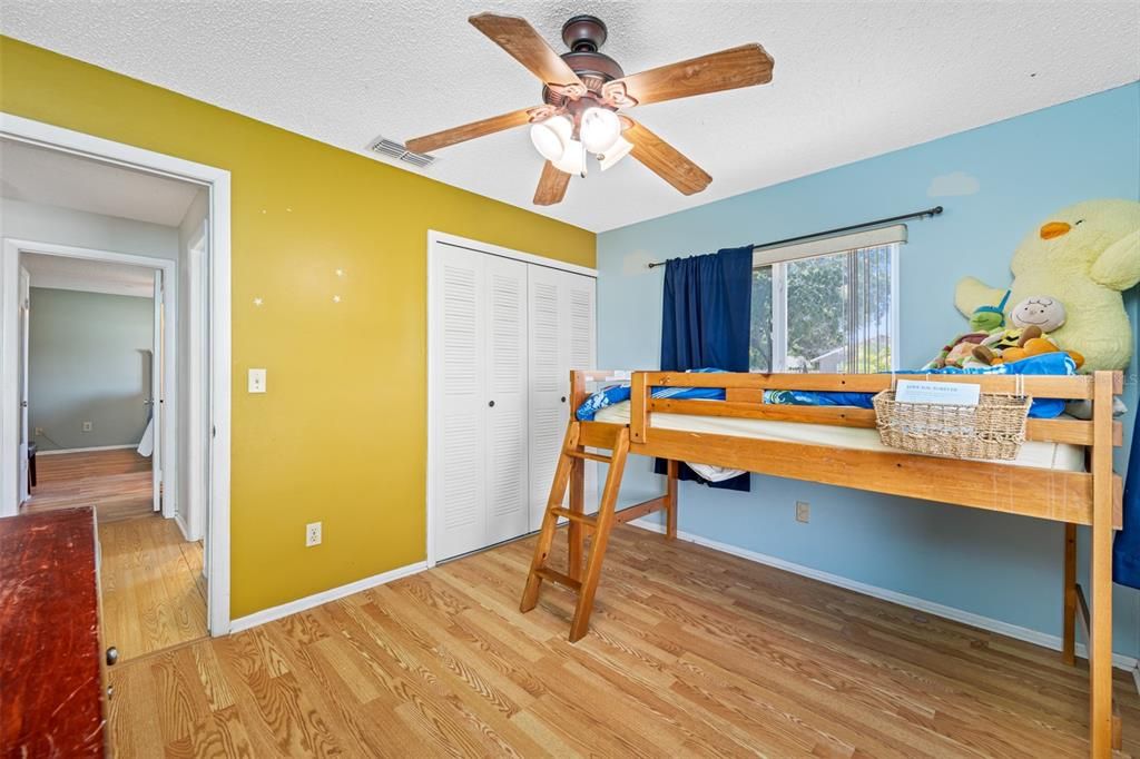 For Sale: $279,900 (3 beds, 2 baths, 1260 Square Feet)