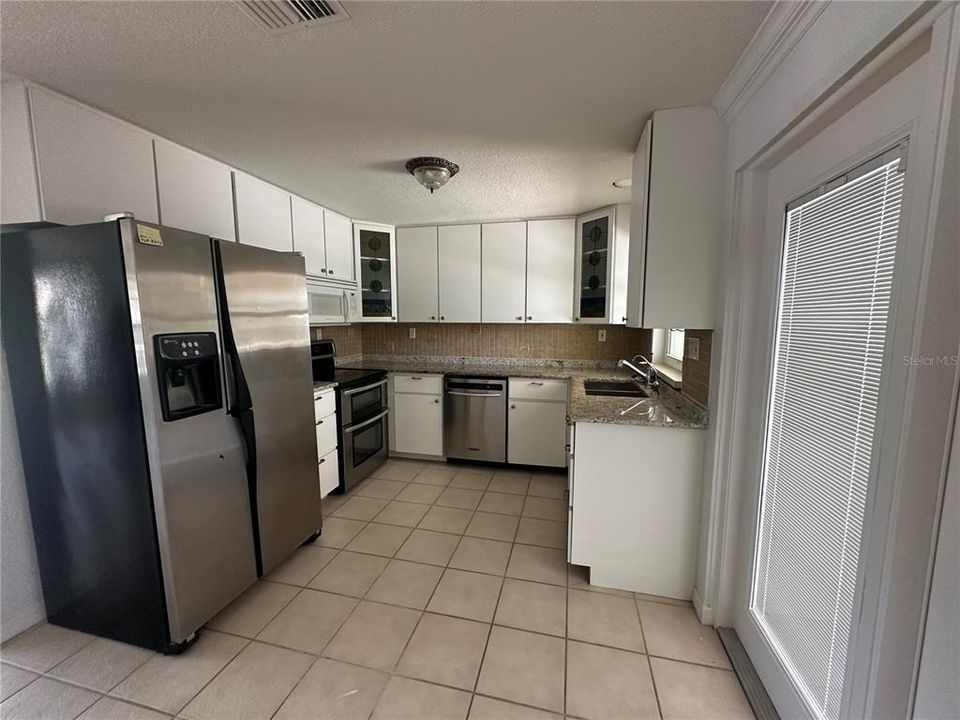 For Sale: $340,000 (4 beds, 2 baths, 1796 Square Feet)