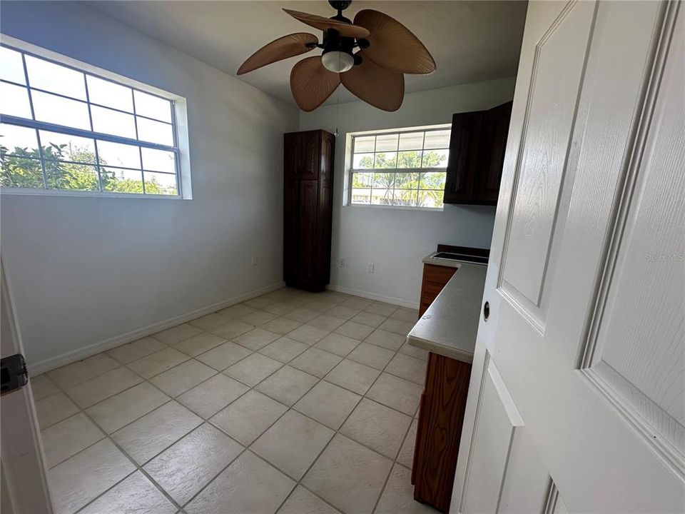 For Sale: $340,000 (4 beds, 2 baths, 1796 Square Feet)