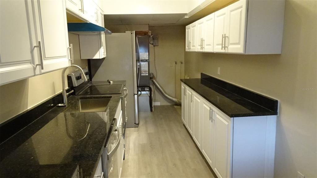 Kitchen, granite counter tops
