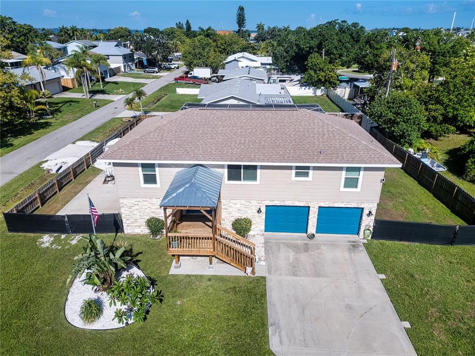 Active With Contract: $535,000 (3 beds, 2 baths, 1950 Square Feet)