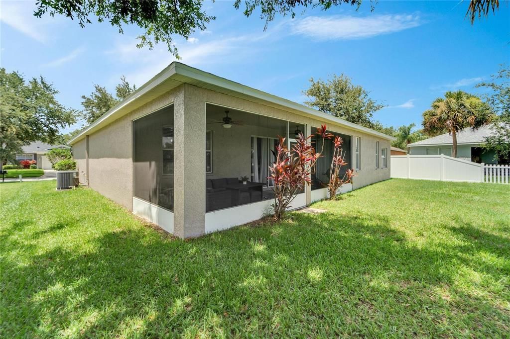 For Sale: $390,000 (4 beds, 2 baths, 1886 Square Feet)