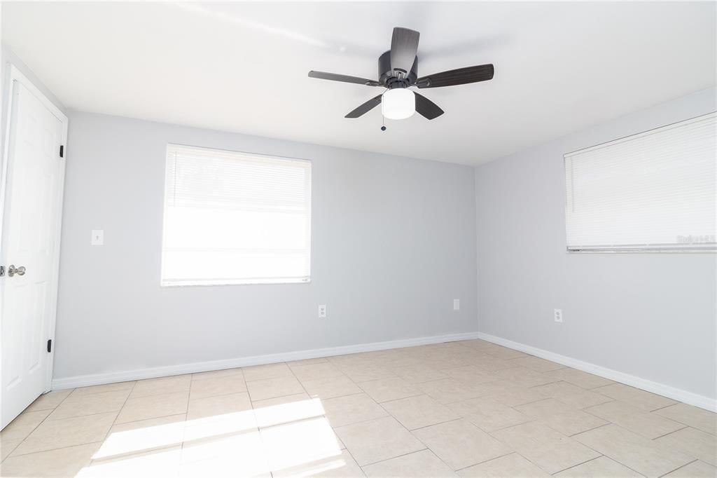 For Sale: $259,000 (3 beds, 2 baths, 1426 Square Feet)