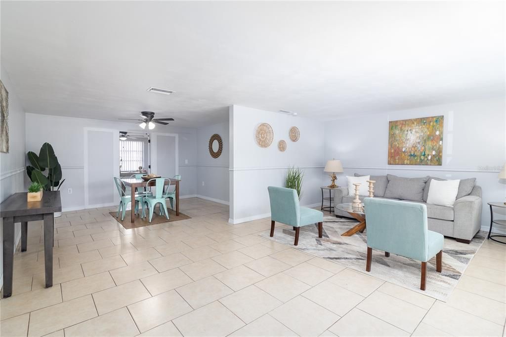 Active With Contract: $259,000 (3 beds, 2 baths, 1426 Square Feet)