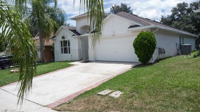 For Sale: $440,000 (3 beds, 2 baths, 1975 Square Feet)