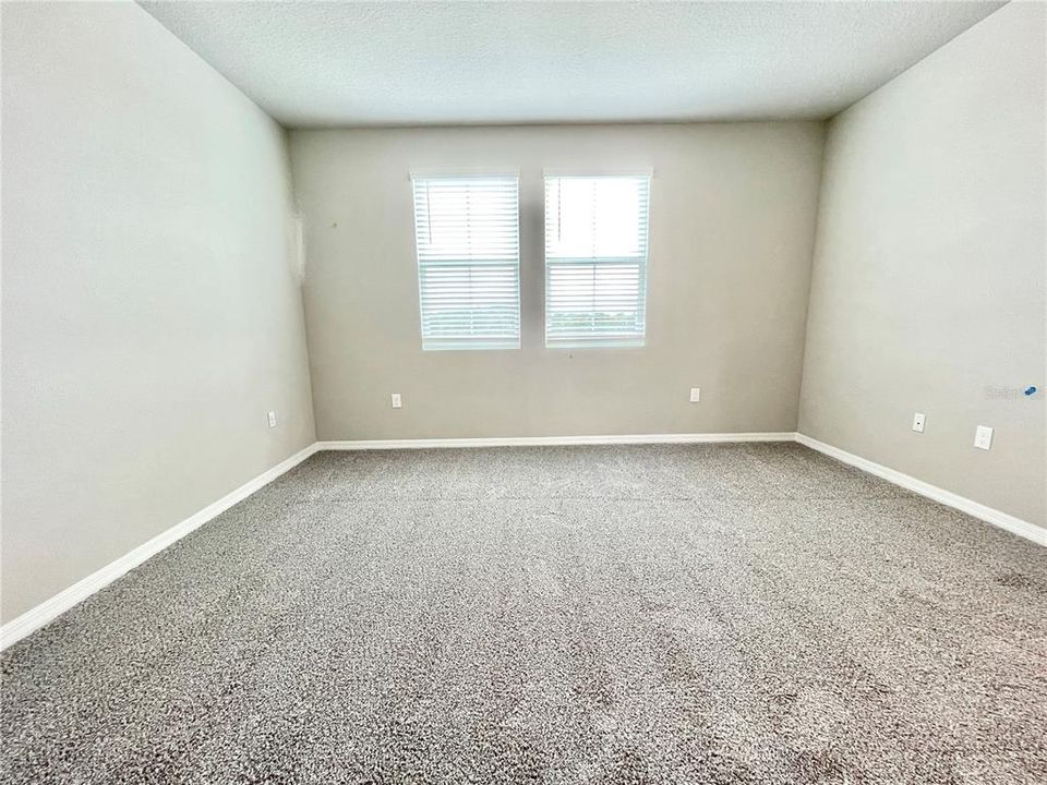 For Rent: $2,100 (3 beds, 2 baths, 1680 Square Feet)