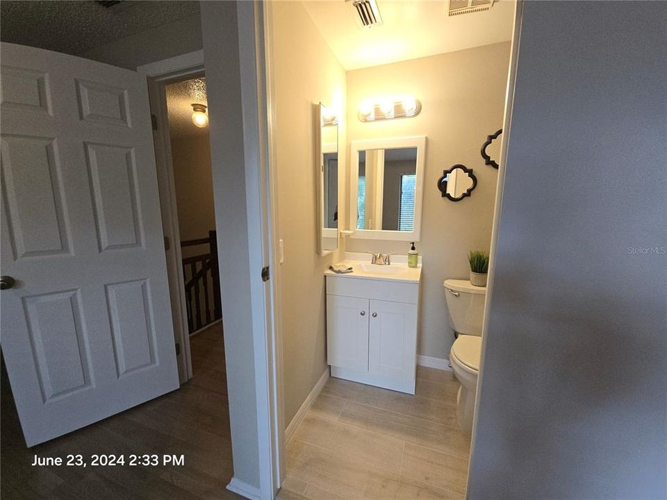 For Sale: $199,900 (3 beds, 2 baths, 1247 Square Feet)