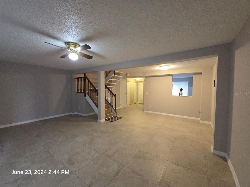 For Sale: $199,900 (3 beds, 2 baths, 1247 Square Feet)