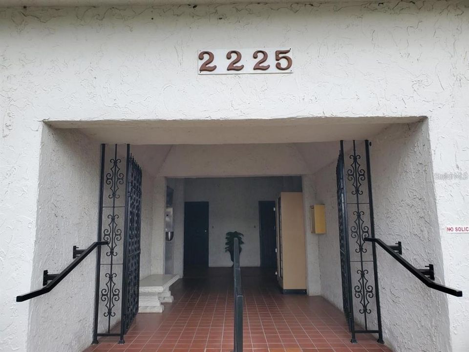 For Rent: $2,000 (2 beds, 2 baths, 1248 Square Feet)