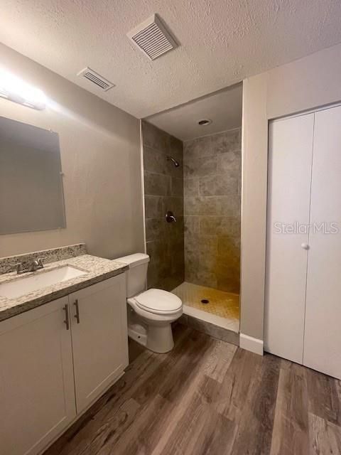 Недавно арендовано: $1,295 (2 спален, 2 ванн, 2088 Квадратных фут)