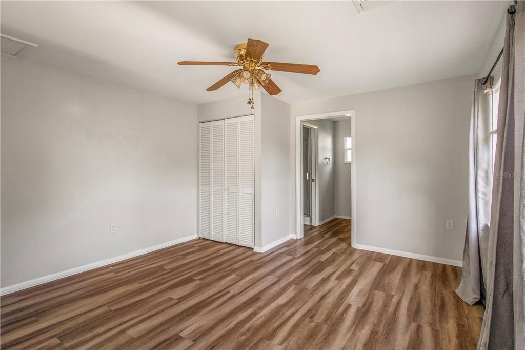 For Sale: $235,000 (3 beds, 1 baths, 1706 Square Feet)