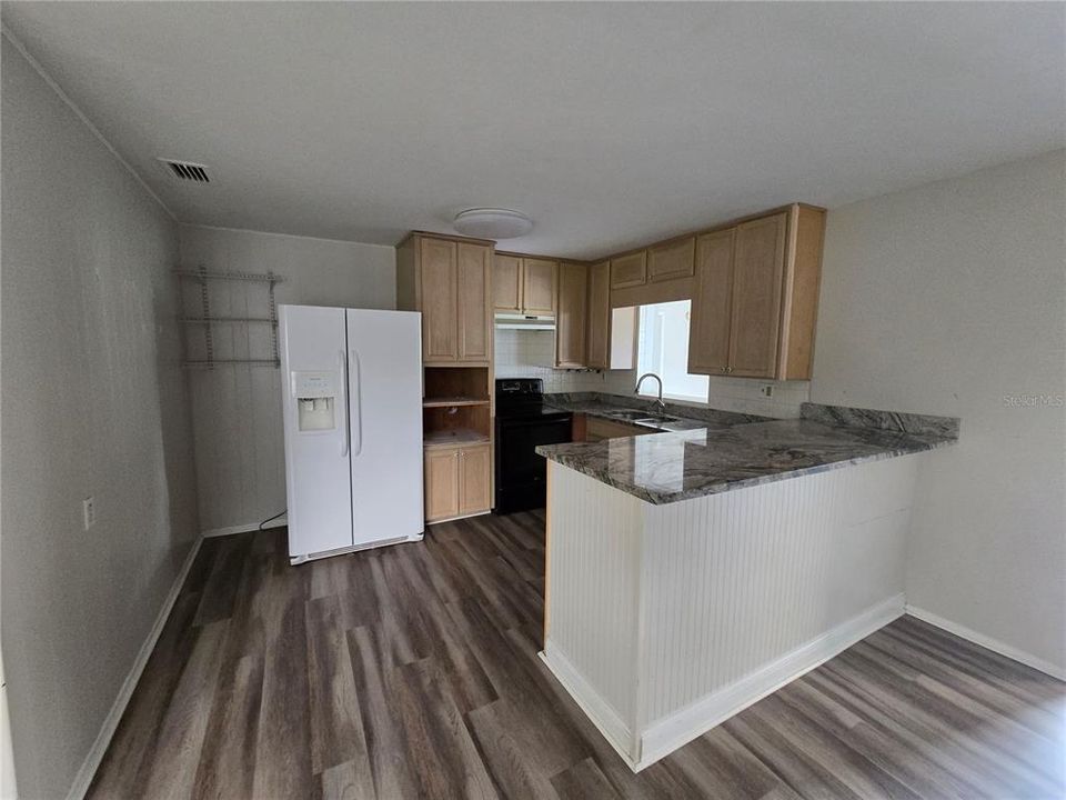 For Sale: $235,000 (3 beds, 1 baths, 1706 Square Feet)