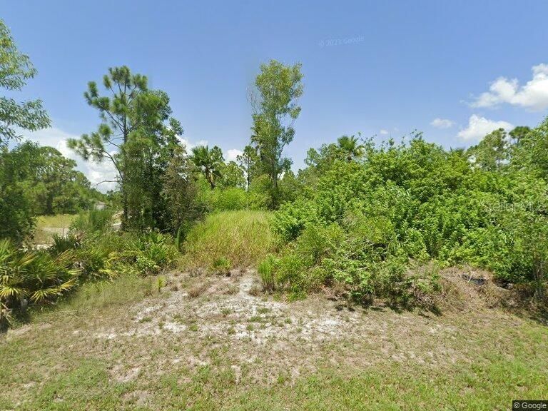 For Sale: $29,000 (0.33 acres)