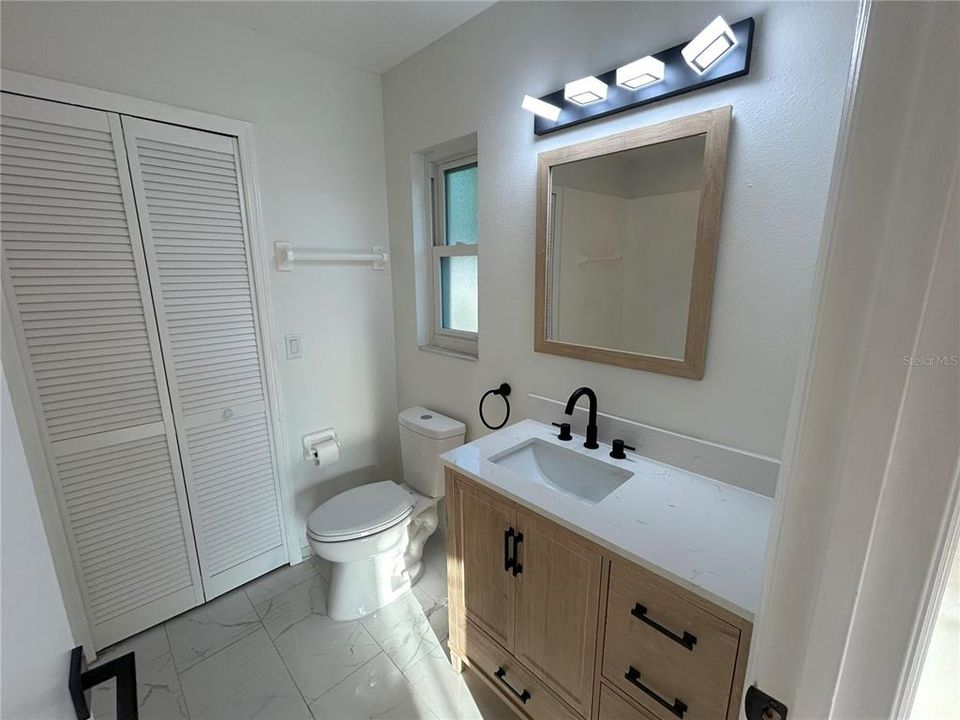 For Rent: $2,099 (3 beds, 2 baths, 1243 Square Feet)