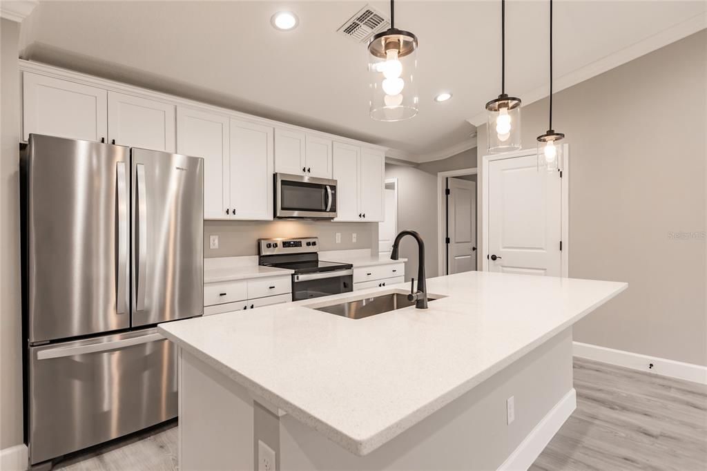 Active With Contract: $359,900 (4 beds, 2 baths, 1809 Square Feet)