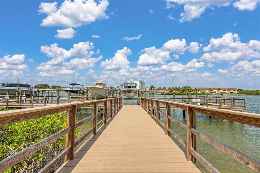 For Sale: $1,450,000 (3 beds, 2 baths, 1690 Square Feet)