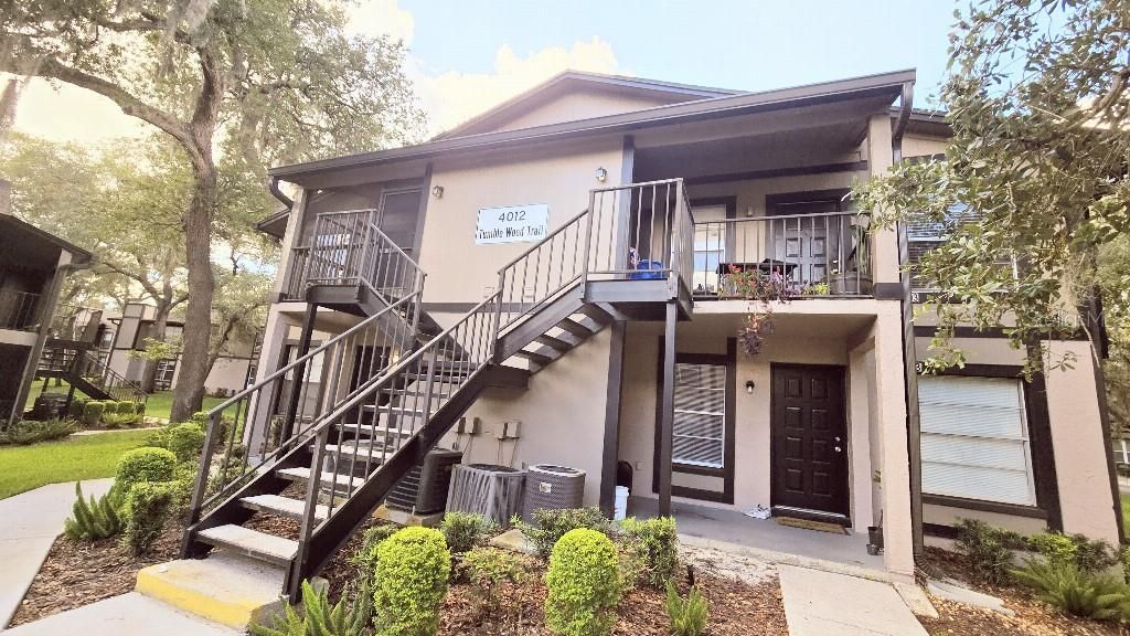 Recently Sold: $182,500 (2 beds, 2 baths, 912 Square Feet)