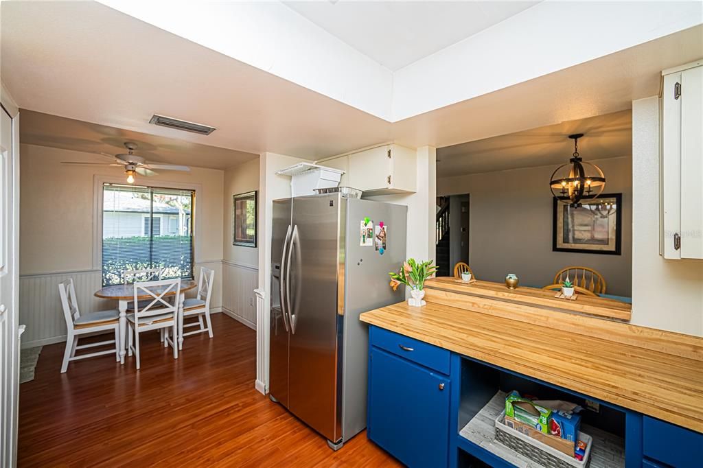 For Sale: $489,900 (3 beds, 2 baths, 1927 Square Feet)