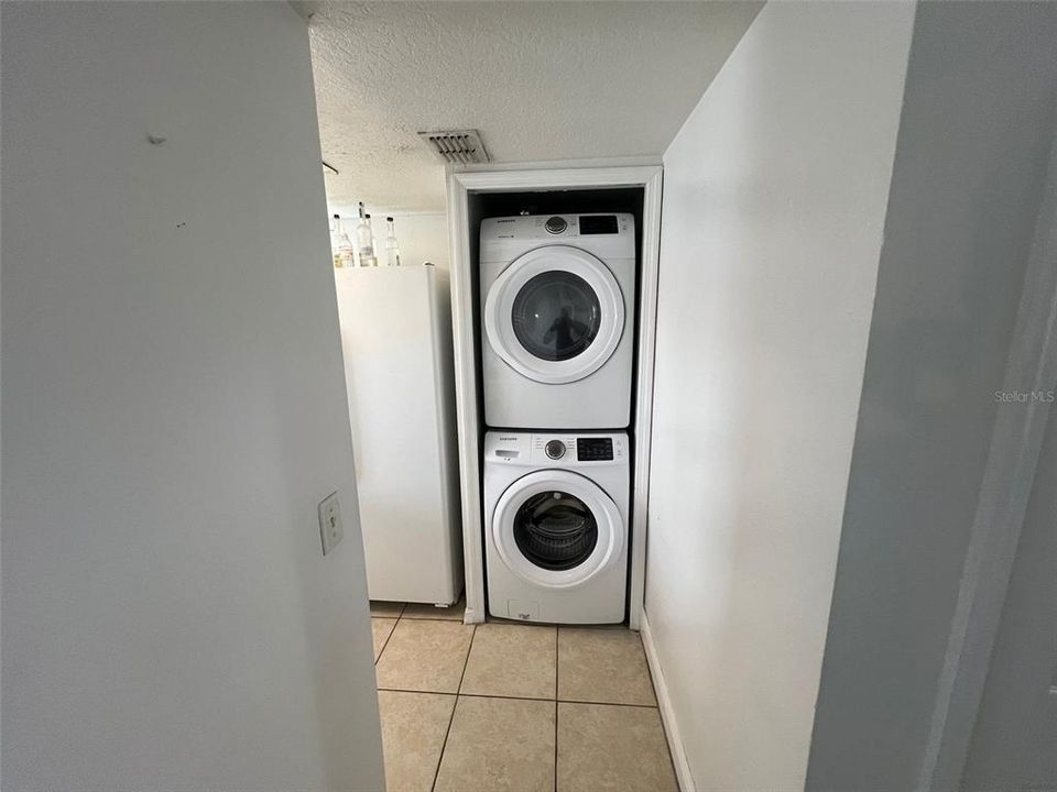 For Rent: $1,800 (3 beds, 2 baths, 1748 Square Feet)